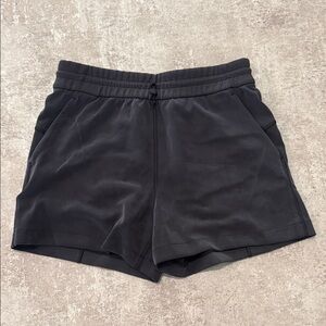 Lululemon Softstreme Shorts Black Size 6